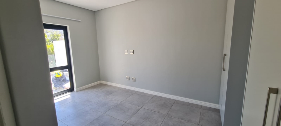 To Let 3 Bedroom Property for Rent in Croydon Western Cape